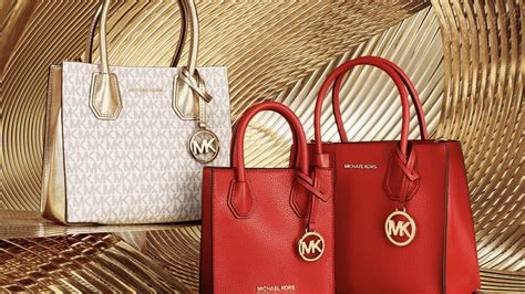 does anyone have michael kors sales on black friday|Michael Kors black friday special.